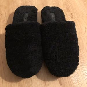 Mint Condition Shearling Slippers by Vince